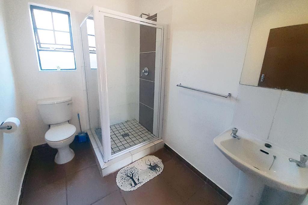 Queens Palace Pretoria-Noord Zimmer foto