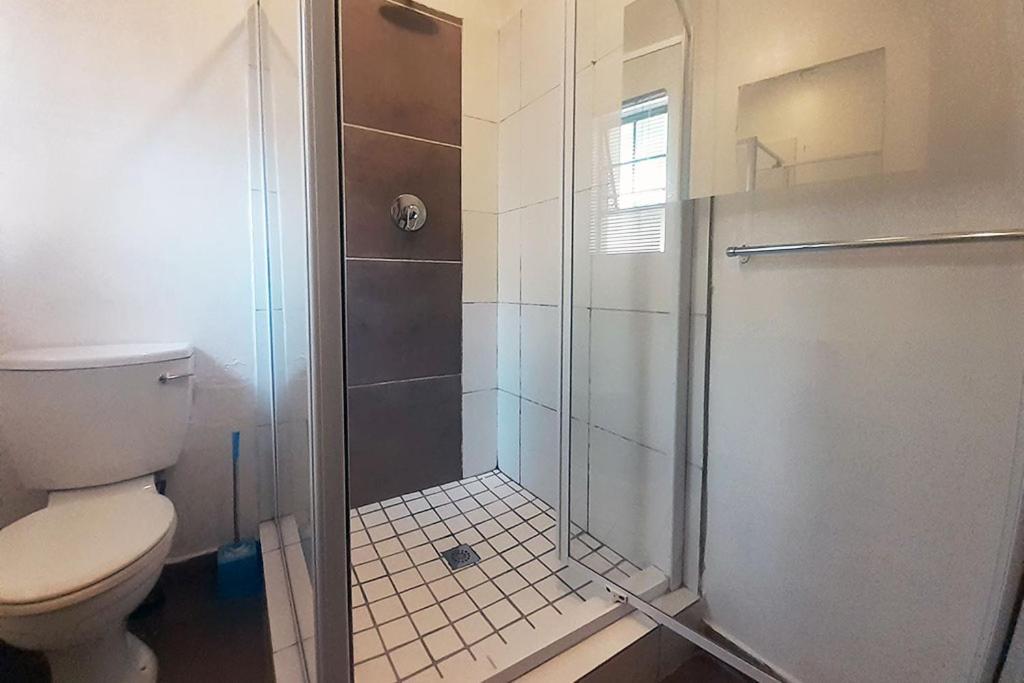 Queens Palace Pretoria-Noord Zimmer foto