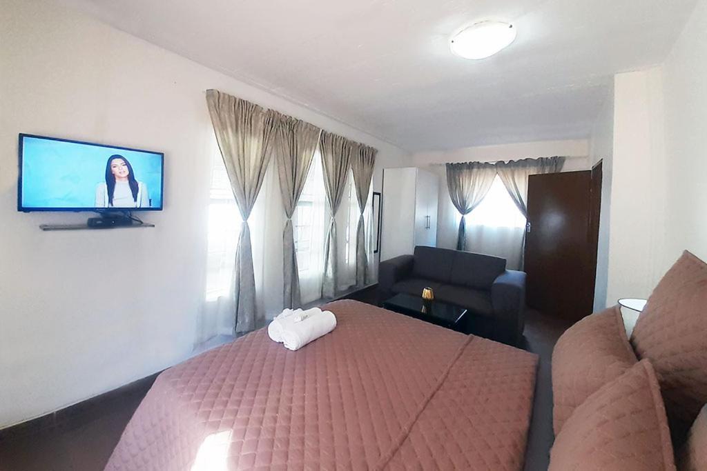 Queens Palace Pretoria-Noord Zimmer foto